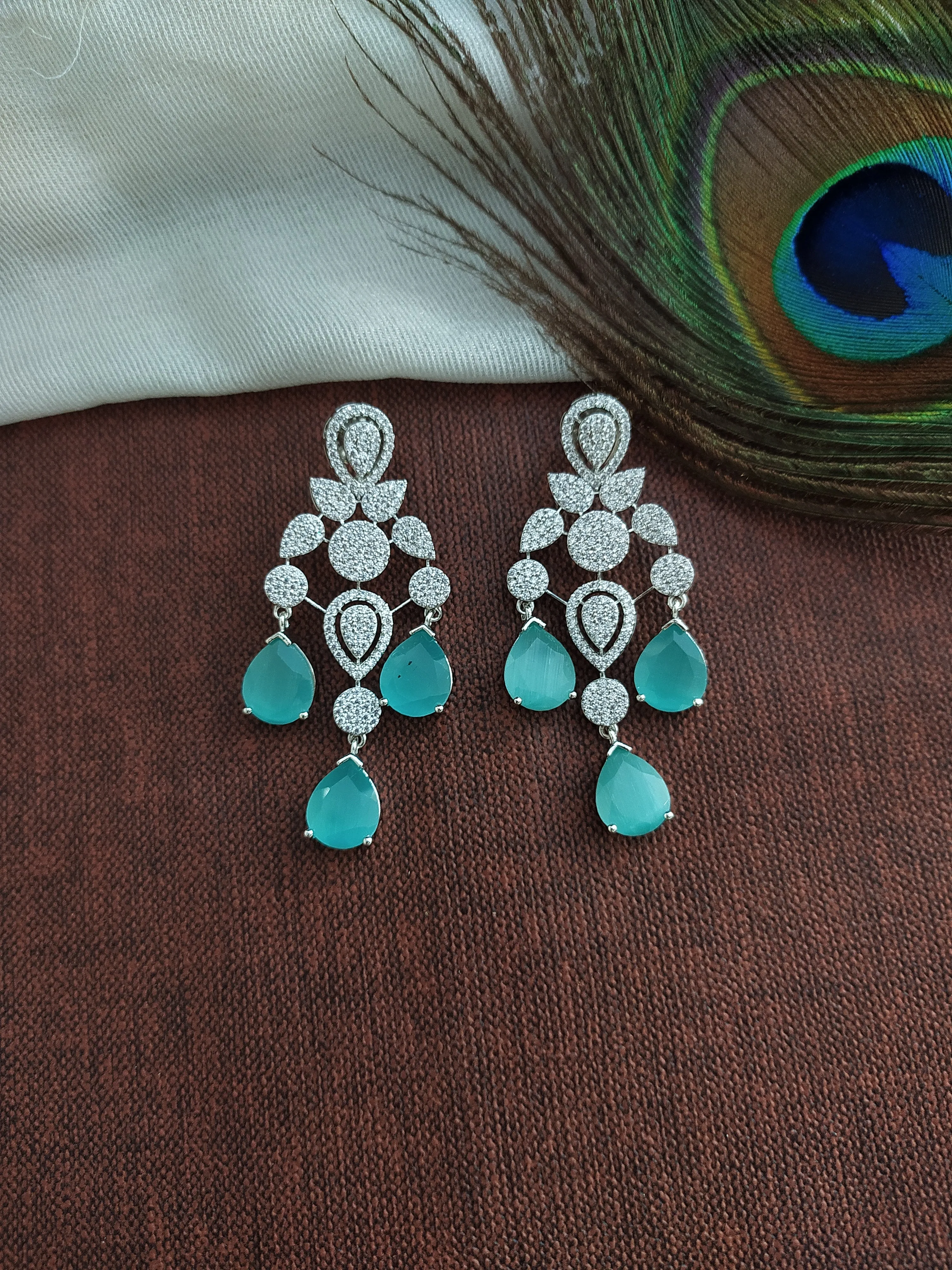 Alluring Silver-plated (Rhodium) Zircon Necklace Set in Trending Colors
